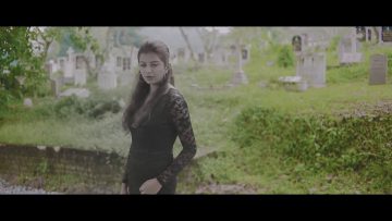 Uyirey Official Music Video  – Mogana Loga feat Vikadakavi