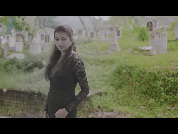 Uyirey Official Music Video  – Mogana Loga feat Vikadakavi